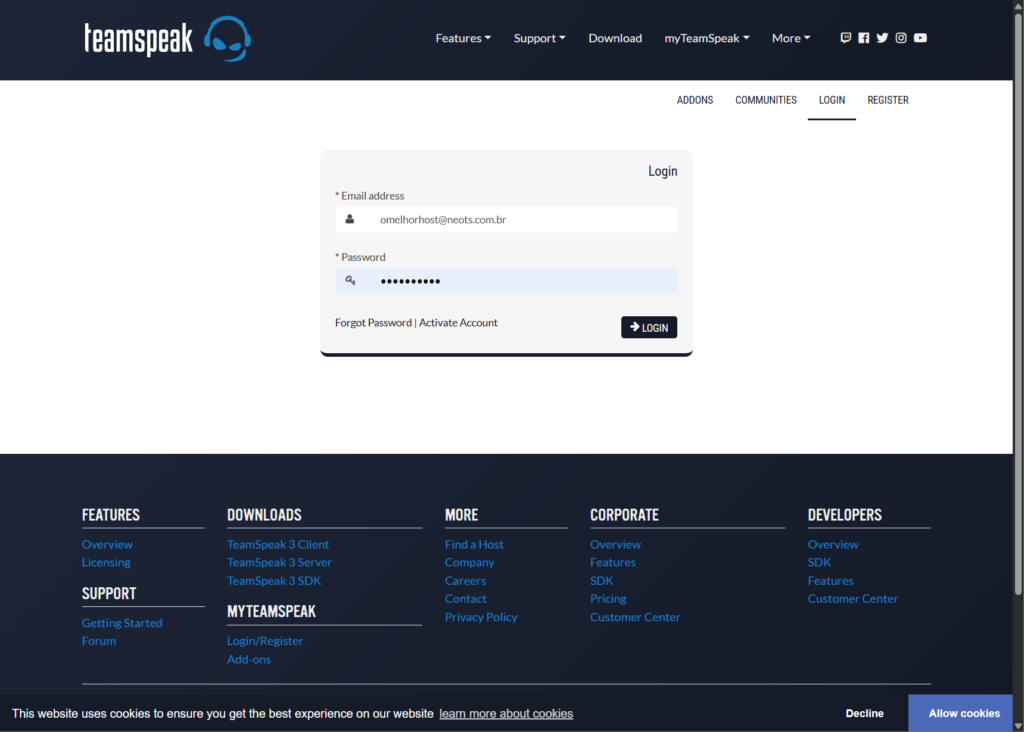 Visão do topo do painel myTeamSpeak após o login, mostrando o menu principal com as abas Dashboard, Bookmarks, Identities e Server Nicknames.